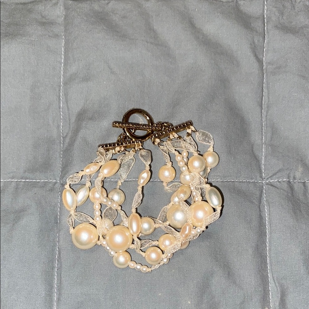 🤍NWOT Monet Elegant Pearl Beaded Bracelet